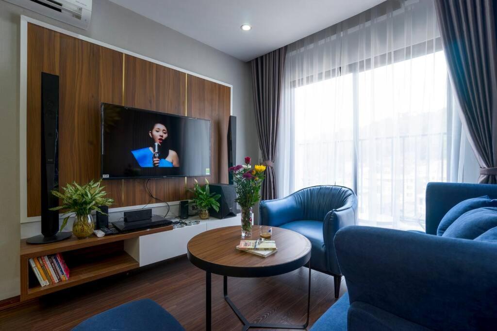 *Ha Long Homestay @ Sunrise Apartment- 4 Br Exterior photo