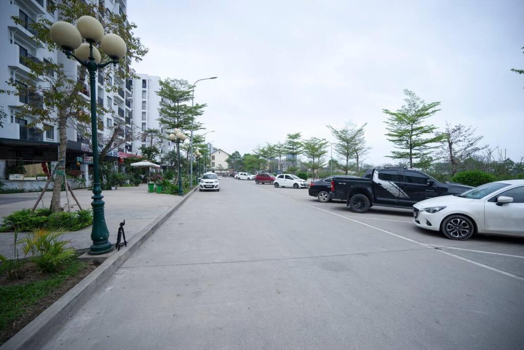 *Ha Long Homestay @ Sunrise Apartment- 4 Br Exterior photo